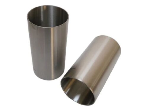 A Camisa de Motor ENGINE PARTS é um componente essencial para garantir o bom funcionamento do motor do seu veículo. Fabricada com materiais de alta qualidade, essa camisa é responsável por alojar o pistão e garantir que a vedação seja feita de forma eficiente, contribuindo assim para o desempenho e a durabilidade do motor.